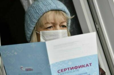 СМИ: в Евросоюзе предупредили о риске «твиндемии» гриппа и COVID-19 - pnp.ru - Франция - Париж - Евросоюз - Covid-19