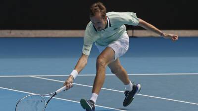 Даниил Медведев - Джокович Новак - Рафаэль Надаль - Александр Зверев - Медведев включил себя в число фаворитов Australian Open - russian.rt.com - Австралия