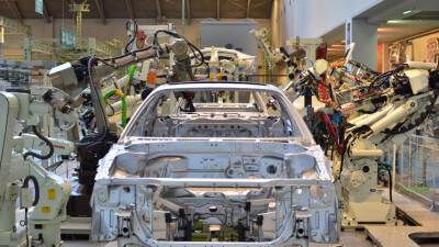 Toyota останавливает 21 производственную линию из-за вспышки COVID-19 - mir24.tv - Япония