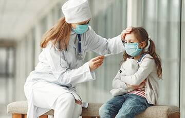 Как действуют врачи, если младенец заболел COVID-19 - charter97.org - Белоруссия - Минск - Covid-19