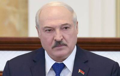 Александр Лукашенко - Белоруссия - Лукашенко призвал "международных жуликов" заканчивать с пандемией - obzor.lt - Белоруссия