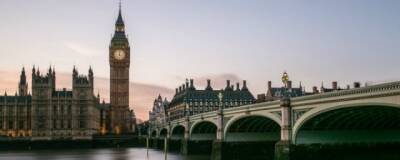 В Великобритании отменят тесты на ковид для въезжающих в страну привитых лиц - runews24.ru - Англия - Covid-19