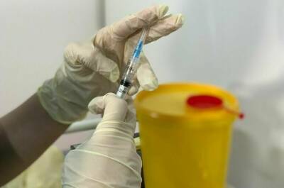ФМБА рассказало, как делать прививки детям в связи с новым календарем вакцинации - pnp.ru - Covid-19 - Минздрав