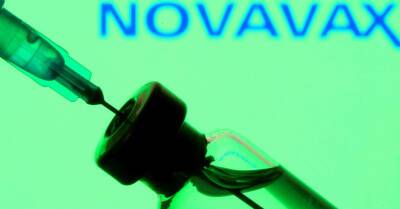 Первые вакцины Novavax от Covid-19 Латвия получит через месяц - rus.delfi.lv - Евросоюз - Латвия