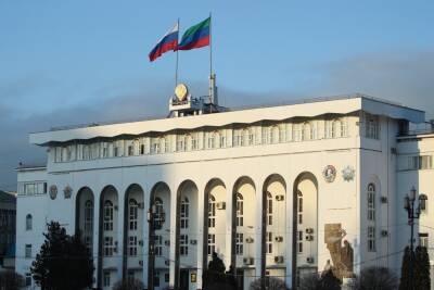 Дагестанские депутаты перенесли очередную сессию из-за коронавируса - etokavkaz.ru - республика Дагестан