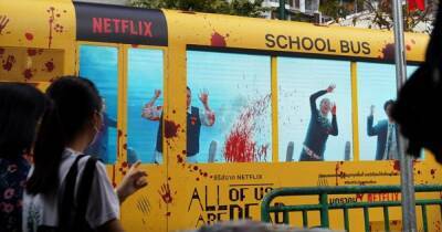 На улицы Таиланда выехали окровавленные автобусы с зомби (фото, видео) - focus.ua - Украина - Таиланд