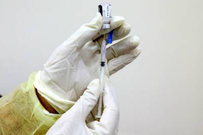 Альтернатива Pfizer и новый эксперимент: Израиль закупил миллионы доз вакцины нового типа - news.israelinfo.co.il
