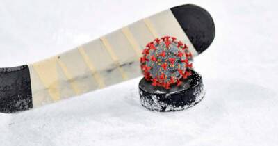 Василий Кондратенко - У двух российских хоккеисток выявили коронавирус в Пекине - ren.tv - Россия - Швейцария - Чехия - Пекин