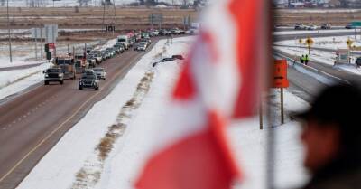 ФОТО: В Канаде сотни дальнобойщиков протестовали против обязательной вакцинации - rus.delfi.lv - Сша - Канада - Латвия - Оттава