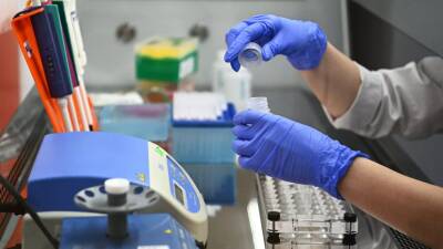 Карл Лаутербах - В Минздраве ФРГ сообщили, что вакцинированные легче переносят штамм «омикрон» - russian.rt.com - Германия