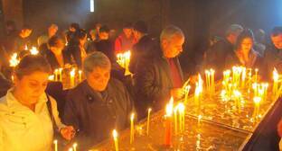 Прихожане Армянской апостольской церкви отметили канун Богоявления - kavkaz-uzel.eu - Армения