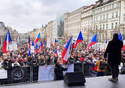 Властимил Валек - В центре Праги прошел массовый митинг против обязательной вакцинации - vinegret.cz - Прага - Чехия
