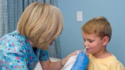 Почему именно в этом году надо привить детей от гриппа - vesty.co.il - Сша - Англия - Израиль
