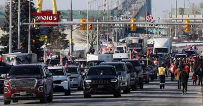 Канадские дальнобойщики заблокировали пограничный мост с США - rus.delfi.lv - Usa - Латвия - Оттава - Canada - штат Мичиган - провинция Онтарио