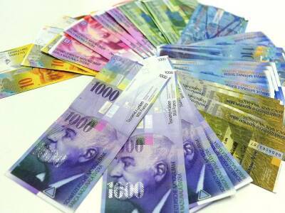 Экономист назвал две самые быстрорастущие валюты - bloknot.ru - Сша - Швейцария - Евросоюз