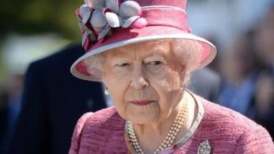 Елизавета II (Ii) - принц Чарльз - герцогиня Камилла - Зоя Осколкова - Королева Великобритании жалуется на здоровье после угрозы заражения Covid-19 - newdaynews.ru - Лондон - Covid-19
