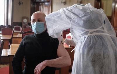 COVID-прививки получили еще 65 тысяч украинцев - korrespondent.net - Украина