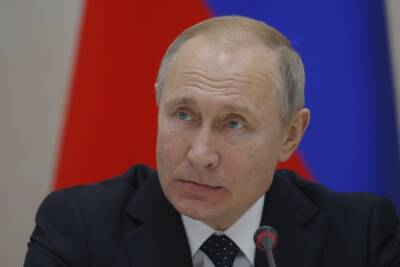 Владимир Путин - Путин назвал «непростой» ситуацию с коронавирусом - mk.ru - Россия - Президент