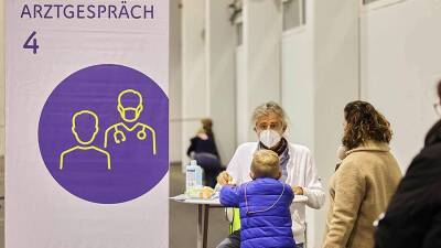 Карл Нехаммер - Парламент Австрии одобрил закон об обязательной вакцинации от COVID-19 - iz.ru - Австрия - Израиль