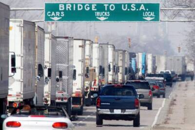 Разгневанные дальнобойщики заблокировали единственный мост, что соединяет США и Канаду - unn.com.ua - Украина - Сша - Канада - Киев - Оттава