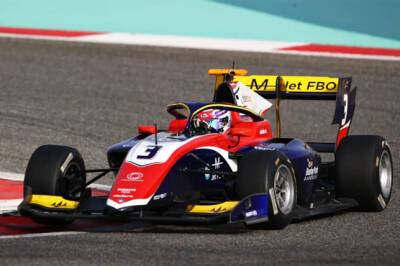 Формула 3: Зейн Мэлони лидирует в первый день тестов - f1news.ru - Россия - Бахрейн - Барбадос