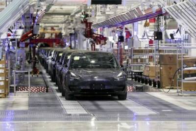 Tesla приостановила производство в Китае из-за карантина - autostat.ru - Сша - Китай - Германия - Япония - Шанхай