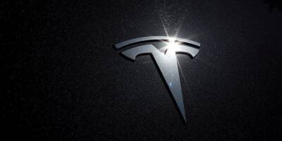 Илон Маск - Lucy Nicholson - Tesla установила новый рекорд по поставкам электромобилей - biz.nv.ua - Украина - Сша