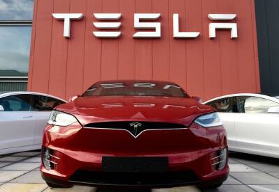 За первый квартал 2022 года Tesla произвела 305 407 авто. - minfin.com.ua - Украина - Китай