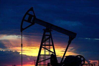 Цены на нефть растут на данных о снижении запасов в США - smartmoney.one - Москва - Сша - Китай