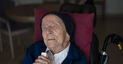 Французская монахиня признана старейшей жительницей Земли - rus.delfi.lv - Франция - Латвия