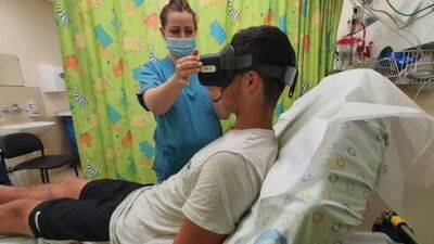 Как успокаивают детей в Израиле перед медицинскими процедурами: виртуальные очки, пижамы героя и другие идеи - vesty.co.il - Израиль
