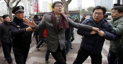 Акции протеста в Китае: вкладчики банков требовали вернуть деньги, их избили - rus.delfi.lv - Китай - Латвия