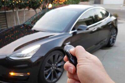 Tesla убрала физический «ключ»-брелок из новых поставок Model S и Model X стоимостью более 100 тыс. — и продает его отдельно за дополнительные $175 - itc.ua - Украина - Сша - Канада