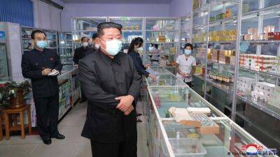 Ким Ченын - Ким Чен Ын торжественно объявил о "победе над коронавирусом" в КНДР - obzor.lt - Южная Корея - Кндр - Пхеньян