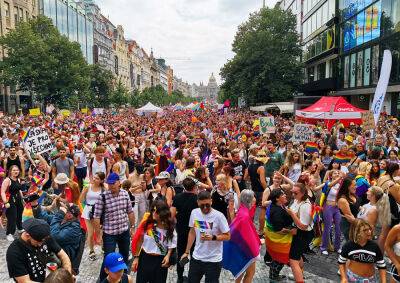 Пражский гей-парад собрал рекордное число участников - vinegret.cz - Прага - Чехия - Prague