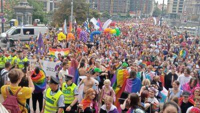 Первый после пандемии ЛГБТ-парад состоялся в Праге - svoboda.org - Прага - Чехия