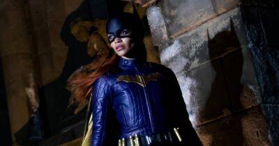 Warner Bros - Warner Bros. "убила" самый ожидаемый супергеройский боевик о подруге Бэтмена - focus.ua - Украина - New York