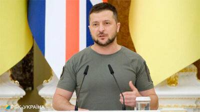 Зеленський через півроку війни скасував українську делегацію в ТКГ - bin.ua - Україна - Covid-19 - Президент
