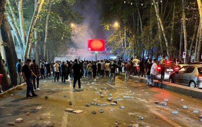 Втрата контролю. Демонстранти захопили місто: що зараз відбувається в Ірані - rbc.ua - Україна